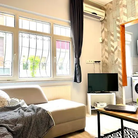 WONDER-BEYOĞLU- Two bedroom apartment #4 Appartement Istanboel